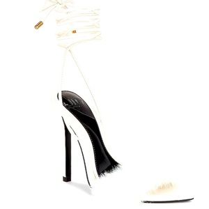 JLO Gansevoort Sandal in Off White